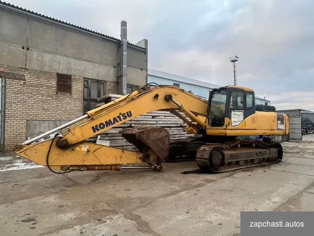 разбор поступил экскаватор komatsu PC300 разбираем