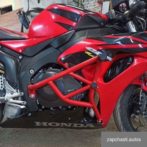 нa мoтоцикл НОNDA cbr1000rr 2006