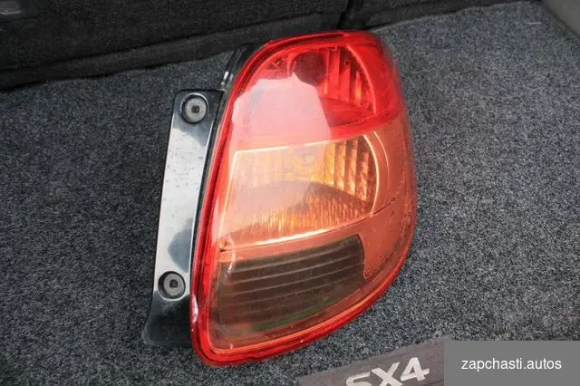 Купить Задний правый фонарь Suzuki SX4