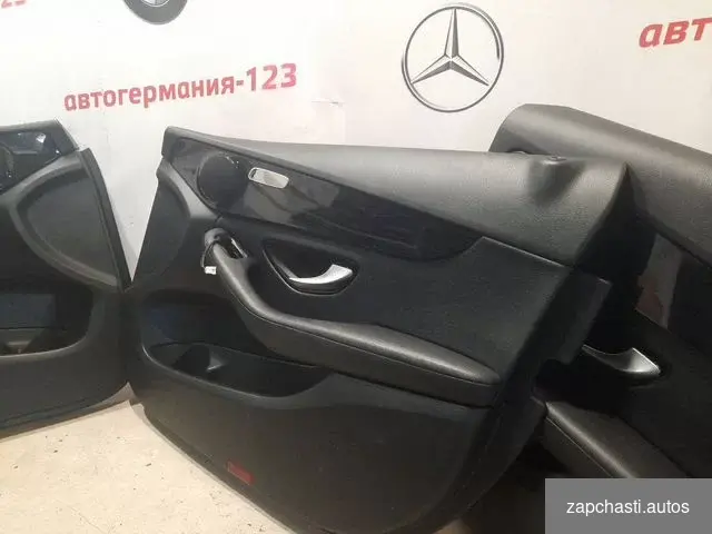 Купить Обшивка двери Mercedes C180 W205 274.910 2017