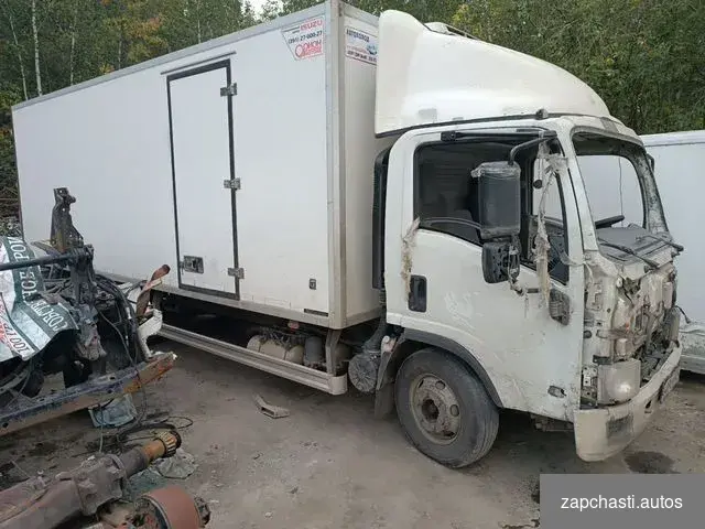 В разборе isuzu NQR90 год