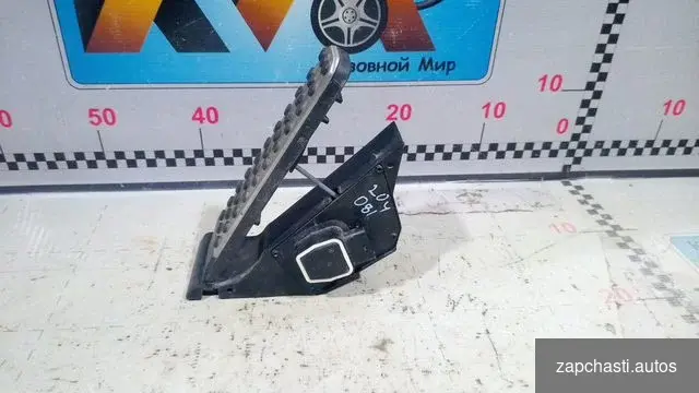 Купить Педаль газа A2043000204 Mercedes Benz W204