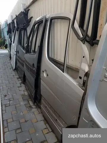 Купить Дверь передняя Mercedes Sprinter 906 VW Crafter