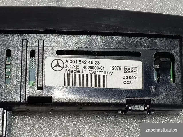 Купить Индикатор парковки передний Mercedes W212