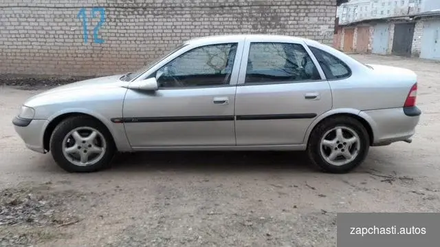 Заднее стекло на Opel Vectra B Замена 1ч #2 купить