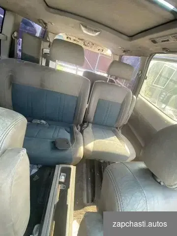 Купить Nissan Elgrand 1