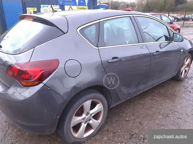 Автомобиль на запчасти Opel Astra J 2011 #2 купить